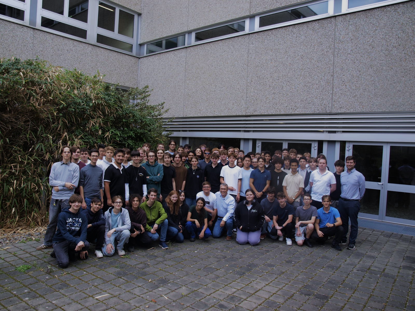 Team Picture 2